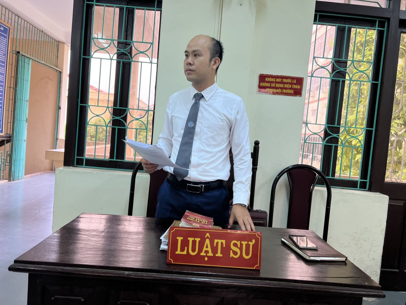 Tội giao cho người không đủ điều kiện điều khiển các phương tiện tham gia giao thông đường bộ (Điều 264 BLHS) Tội giao cho người không đủ điều kiện điều khiển các phương tiện tham gia giao thông đường bộ (Điều 264 BLHS)